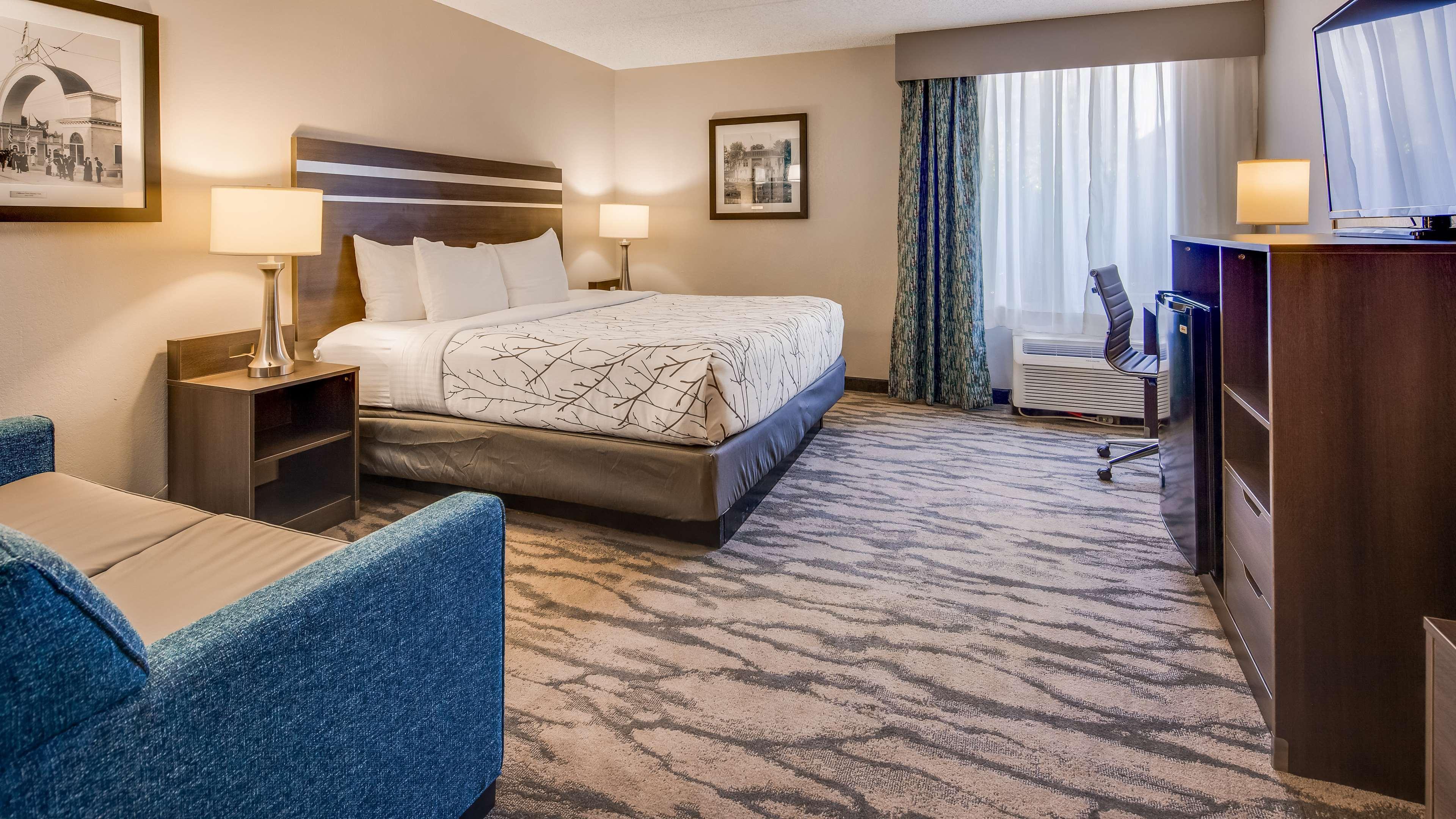 Best Western Plus Knoxville Cedar Bluff Exterior photo