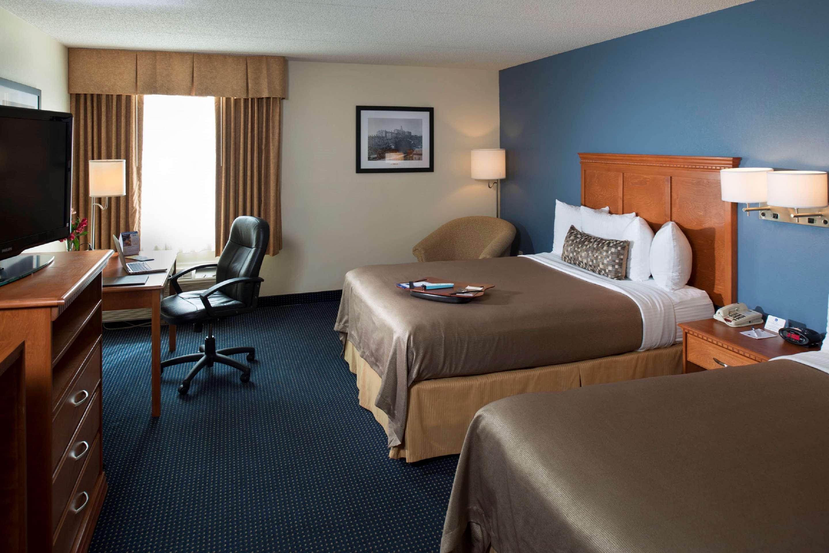 Best Western Plus Knoxville Cedar Bluff Exterior photo
