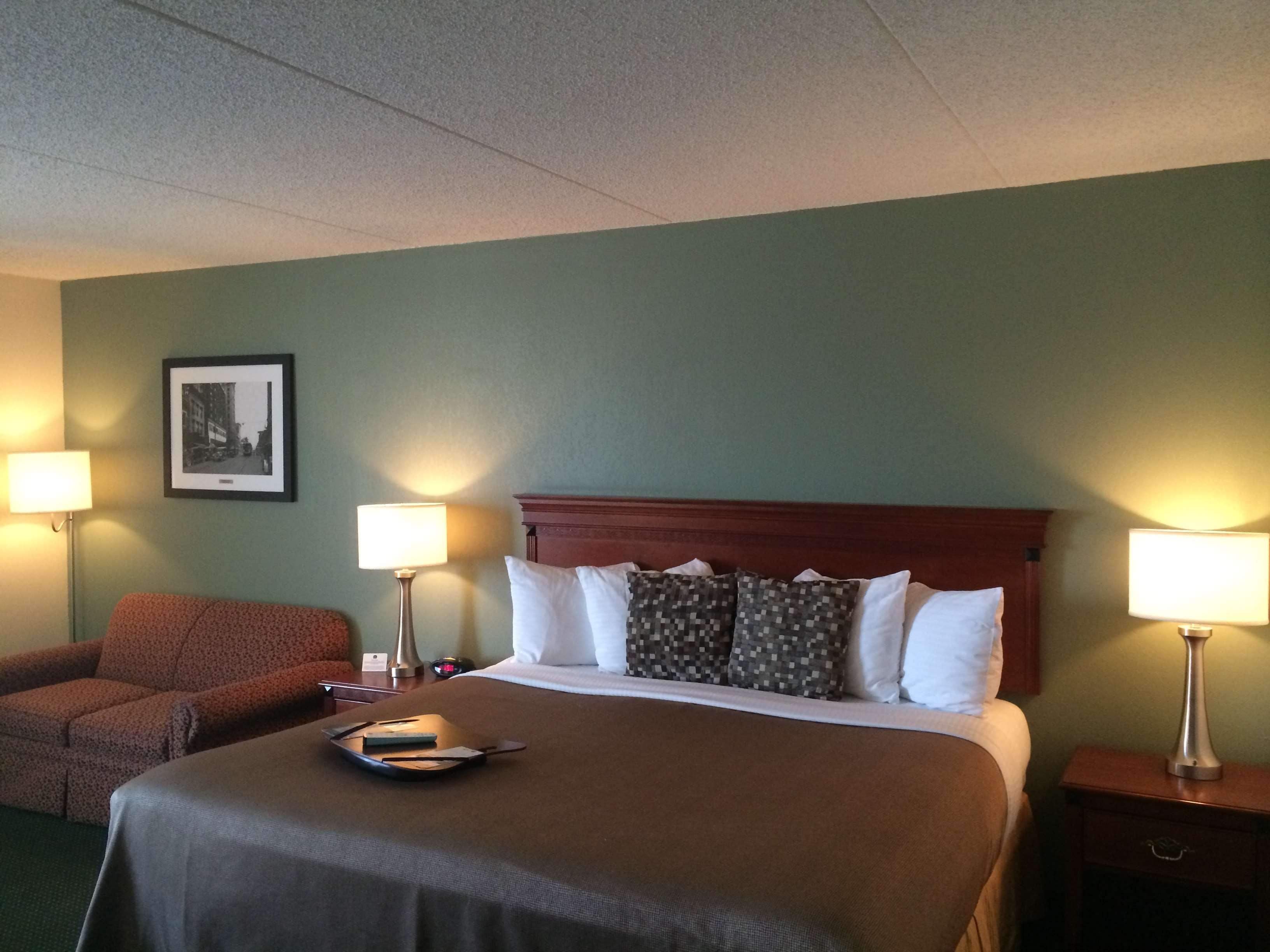 Best Western Plus Knoxville Cedar Bluff Exterior photo