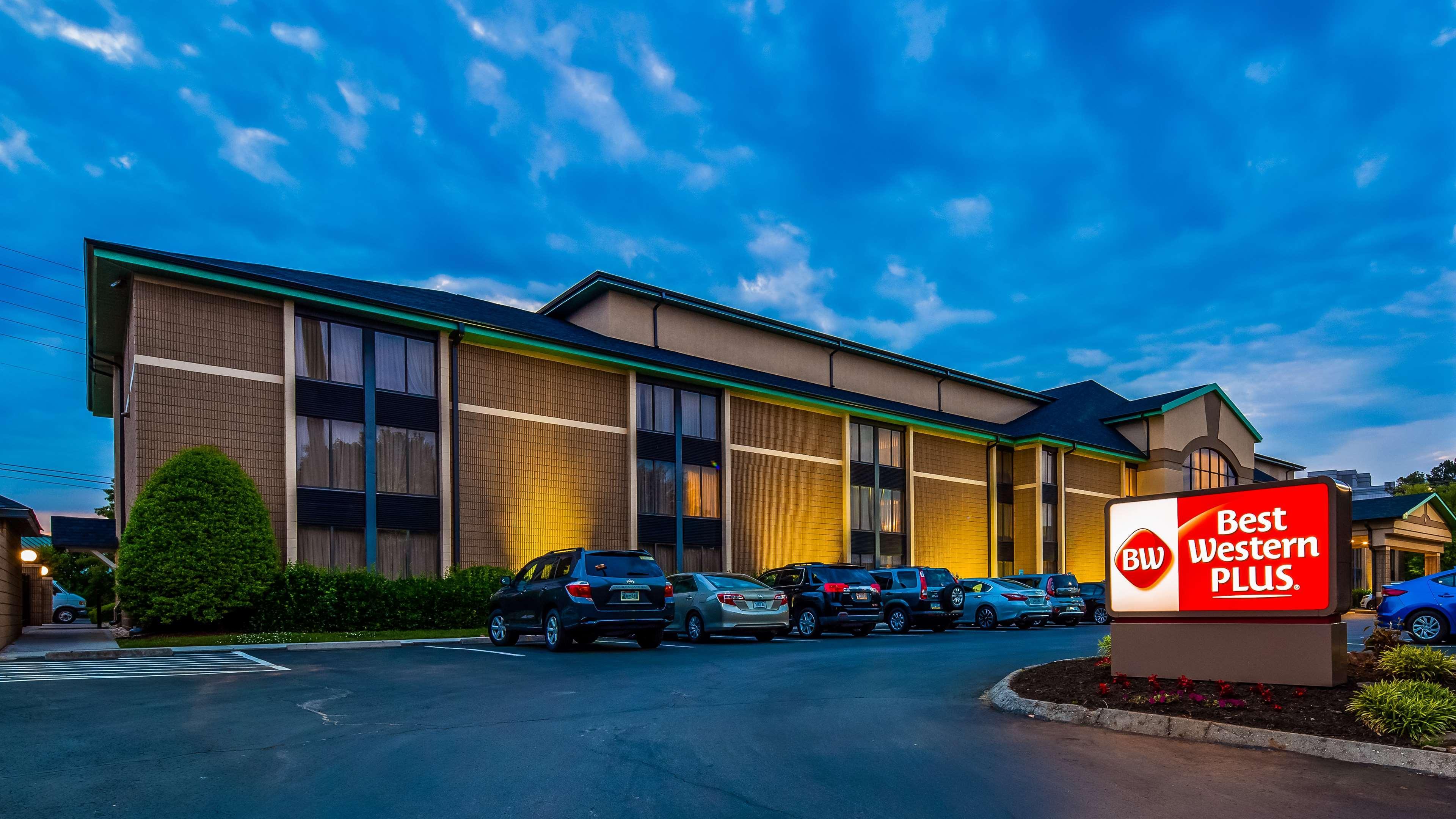 Best Western Plus Knoxville Cedar Bluff Exterior photo