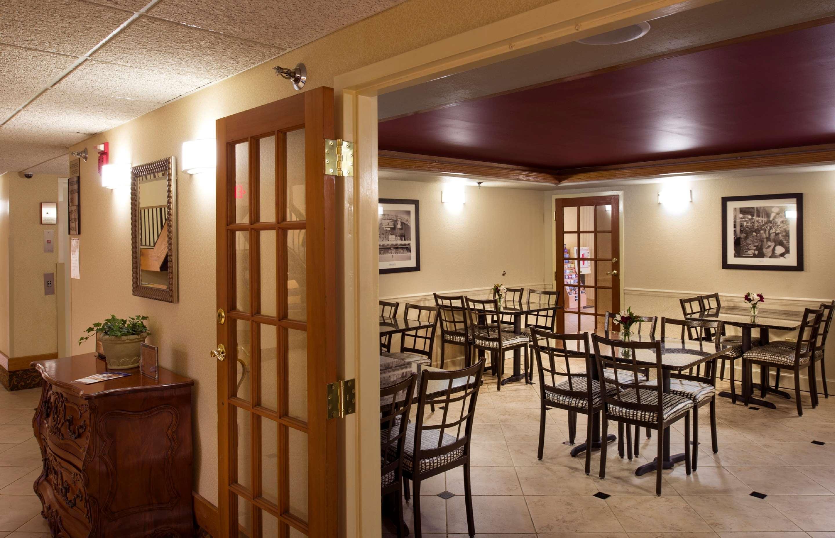 Best Western Plus Knoxville Cedar Bluff Exterior photo
