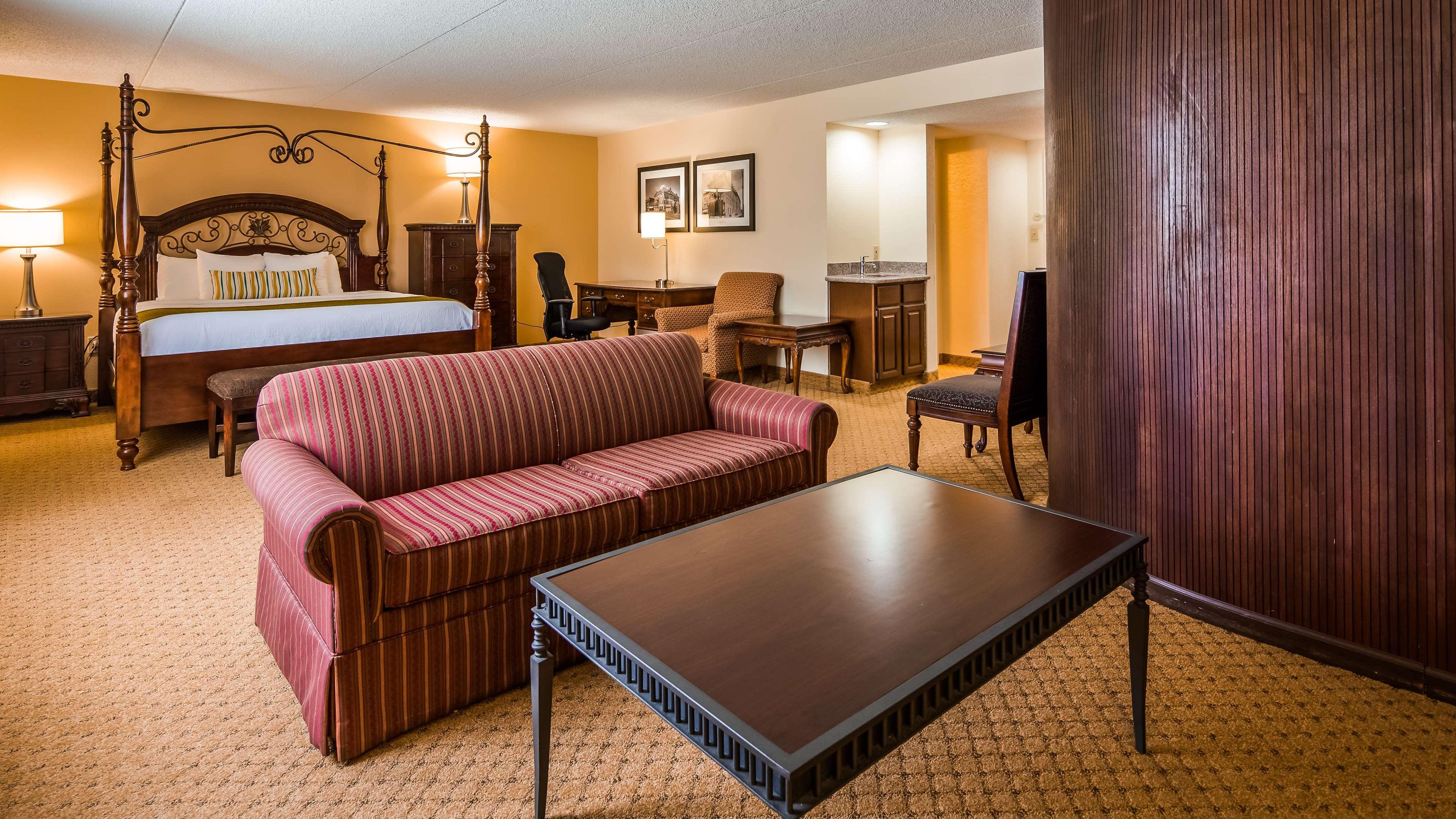 Best Western Plus Knoxville Cedar Bluff Exterior photo