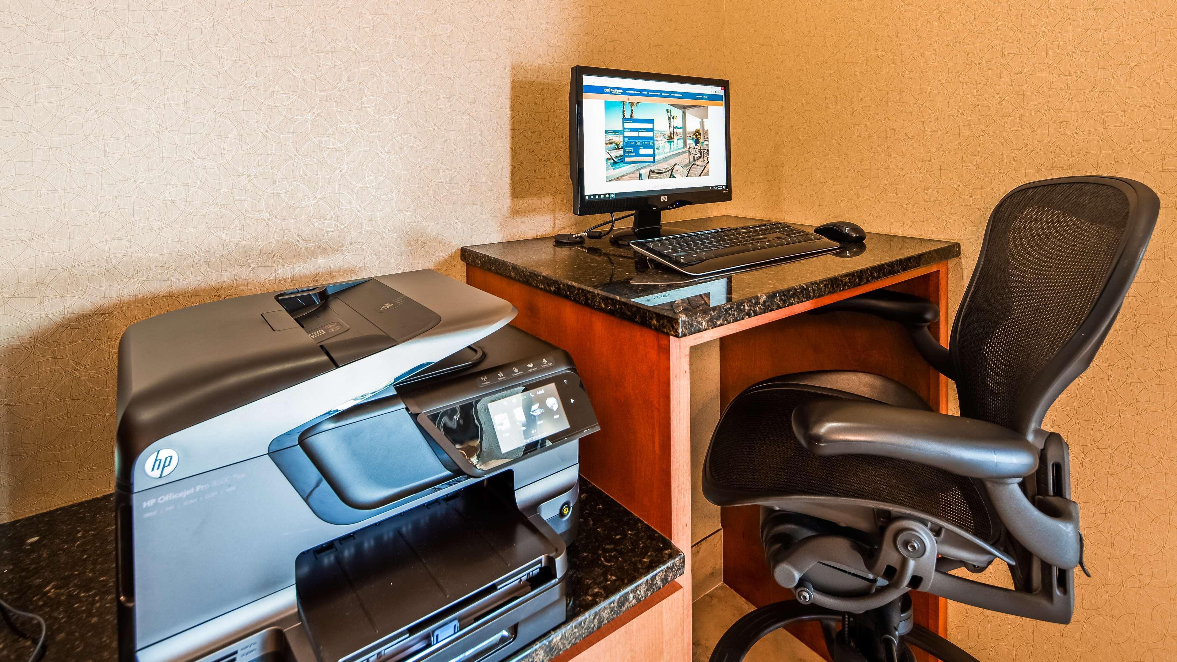 Best Western Plus Knoxville Cedar Bluff Exterior photo