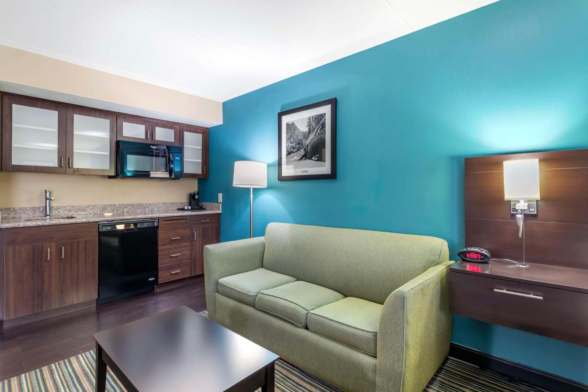 Best Western Plus Knoxville Cedar Bluff Exterior photo