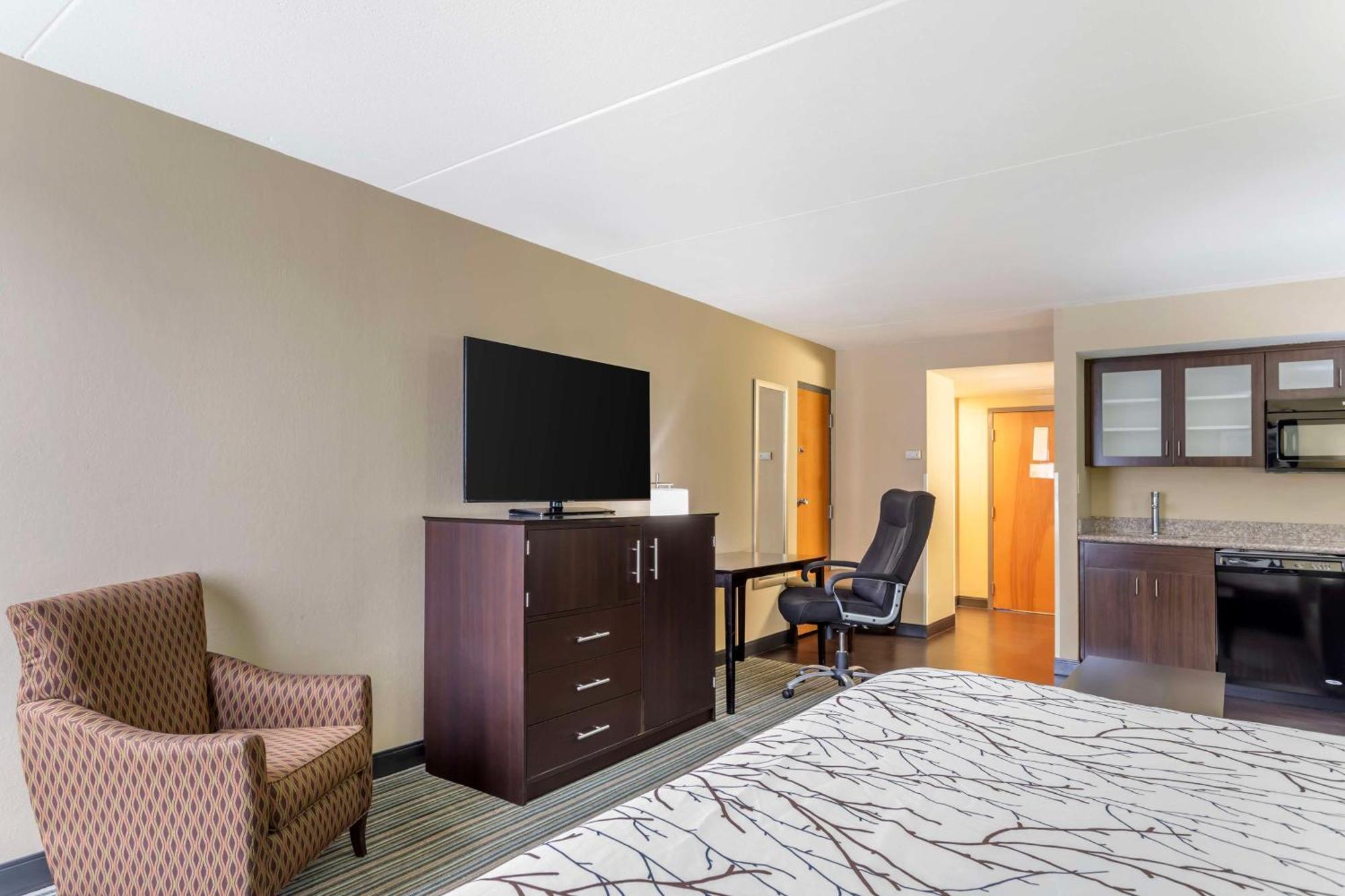 Best Western Plus Knoxville Cedar Bluff Exterior photo