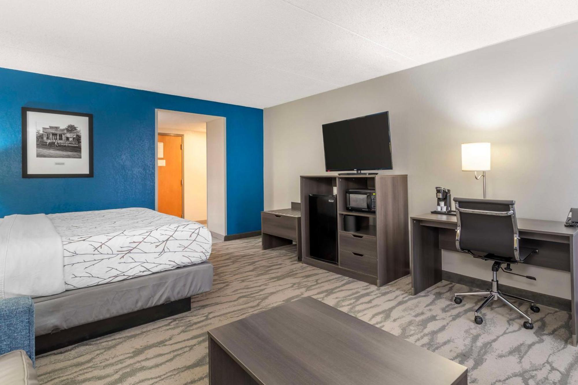 Best Western Plus Knoxville Cedar Bluff Exterior photo