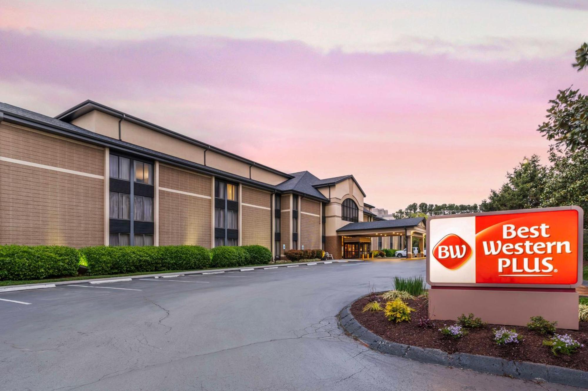 Best Western Plus Knoxville Cedar Bluff Exterior photo